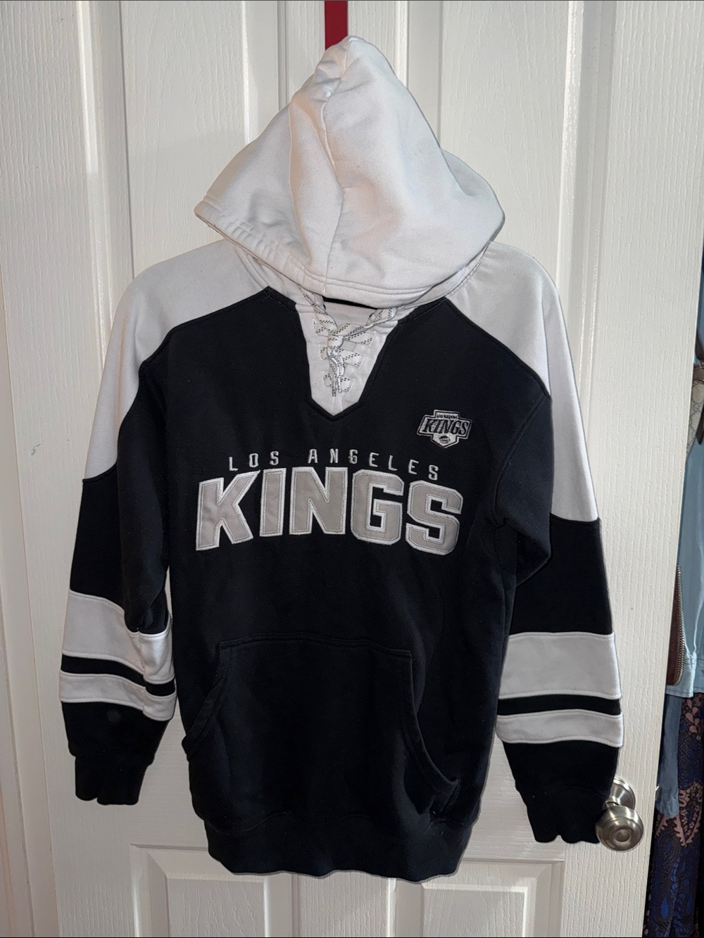 NHL men’s Black & White Pullover Hoodie